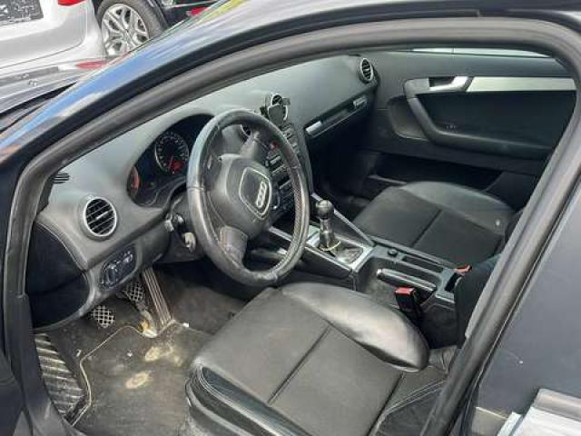 Audi A3 Sportback 2.0 Turbo 16v FSI Quattro 200CV MARCHAND EXPORT