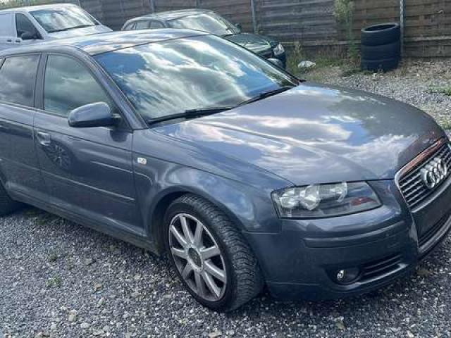 Audi A3 Sportback 2.0 Turbo 16v FSI Quattro 200CV MARCHAND EXPORT