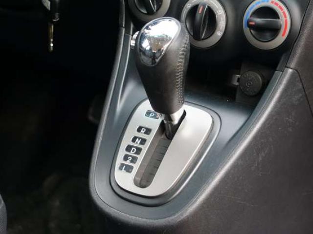 Hyundai i10 1.1i Comfort AUTOMATIQUE CLIM PDC GARANTIE 12 MOIS