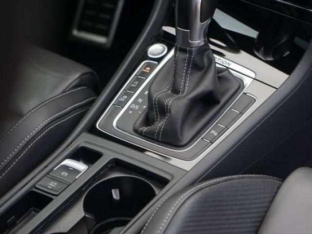 Volkswagen Golf R 2.0 TSI 4Motion COCKPIT DSG PANO CAM DISTRONIC EU6