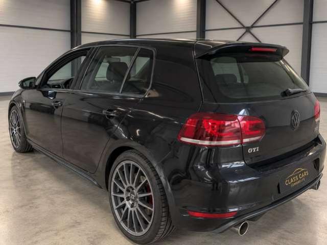 Volkswagen Golf GTI 2.0 TSI DSG / BI-XÉNON / CUIR CHAUFFANT / PDC AV/AR / CHÂSSIS SPORT XDS / CARNET COMPLET / JANTES ALU