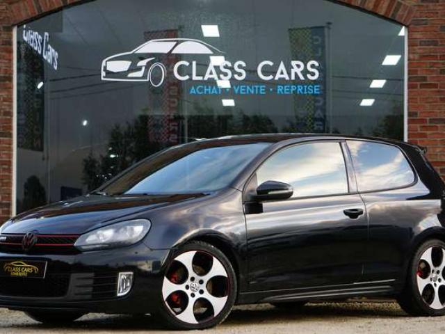 Volkswagen Golf GTI 2.0 TSI AKRAPOVIC CARNET DISTRIBUTION FAITE