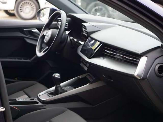 Audi A3 30 TDi 2.0 NAVI PDC CARPLAY CARNET COMPLET EURO 6d