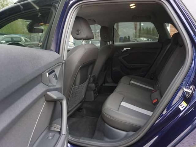 Audi A3 30 TDi 2.0 NAVI PDC CARPLAY CARNET COMPLET EURO 6d