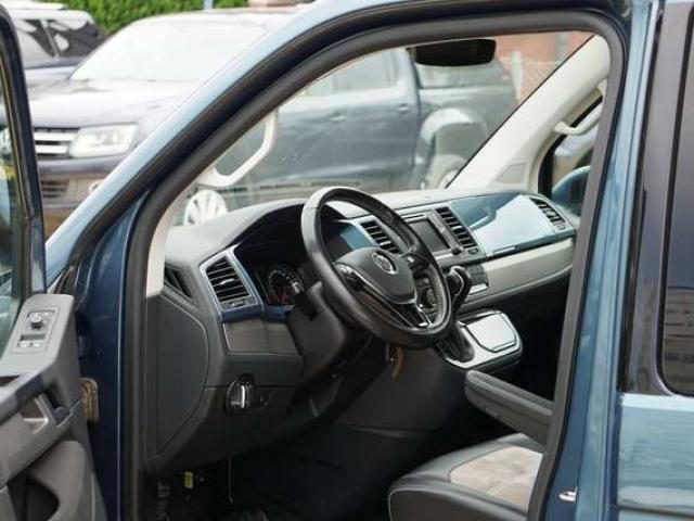 Volkswagen T6 Multivan 2.0 TDi  Generation Six DSG 7 PLACES DISTRONIC 1ER MAIN DISTRIBUTION OK