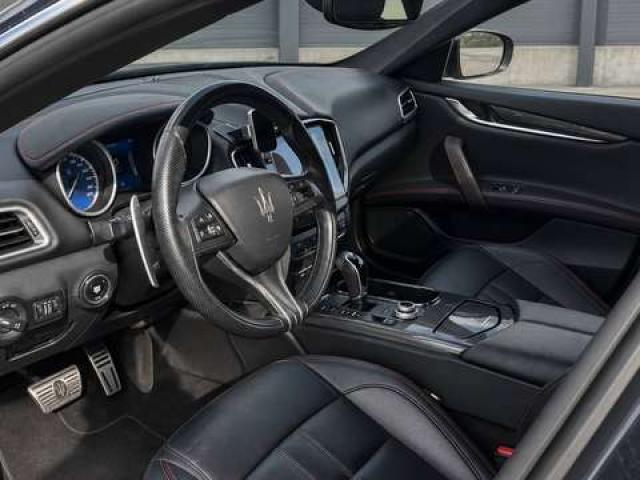 Maserati Ghibli 3.0 V6 FACELIFT TOIT-OUVRAN NAVI CAMERA 360 BI-XENON 350CV EU6B CARNET COMPLET