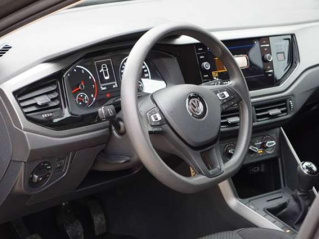 Volkswagen Polo 1.0i Navigation / Park-PDC / Front-Assist / Régulateur / Bluetooth / LED / Jantes / Euro6 / Carnet