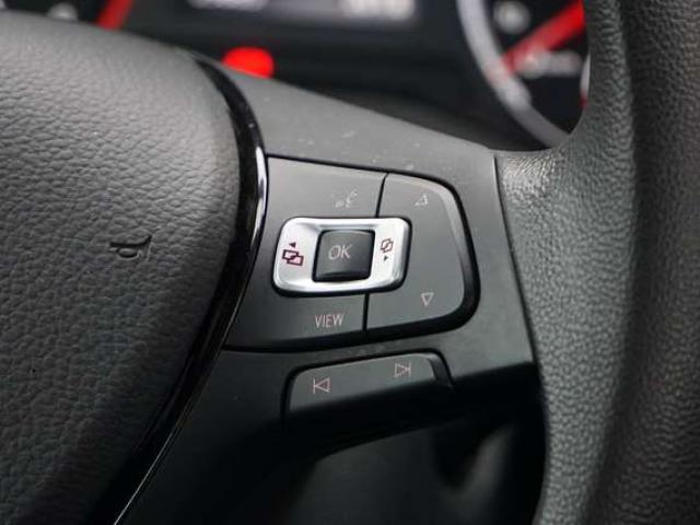 Volkswagen Polo 1.0i Navigation / Park-PDC / Front-Assist / Régulateur / Bluetooth / LED / Jantes / Euro6 / Carnet