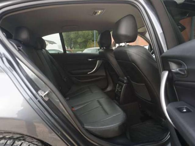 BMW 118 dA BOÎTE AUTO / GPS / SIÈGES CHAUFFANTS / SIÈGES SPORT / PDC / CLIM AUTO / RÉGULATEUR / BLUETOOTH / VITRES TEINTÉES