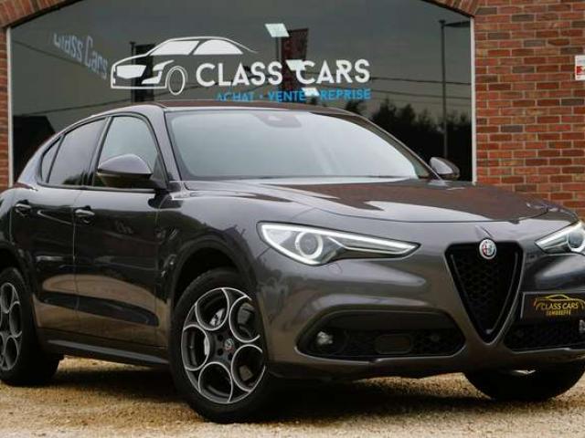 Alfa Romeo Stelvio 2.2 JTD Q4 Super / AUTOMATIQUE / LED / BI-XENON / PDC / CAMERA / CLIM / CRUISE