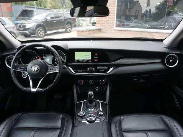 Alfa Romeo Stelvio 2.2 JTD Q4 Super / AUTOMATIQUE / LED / BI-XENON / PDC / CAMERA / CLIM / CRUISE