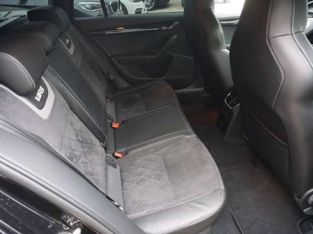 Skoda Octavia SW RS 2.0 CR TDi DSG7 / BI-XENON / CLIMTRONIC / CAMERA / CARPLAY / CARNET / EURO 6B