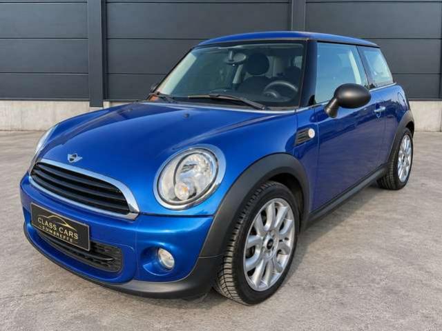 MINI One 1.6i Sièges chauffants / Climatisation / Bluetooth / Radar de recul PDC / Jantes alliage / Volant cuir / Carnet