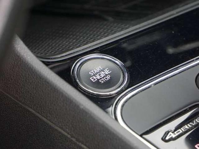 SEAT Leon 2.0 TSI Cupra 4Drive DSG COCKPIT PANO NAVI CAM