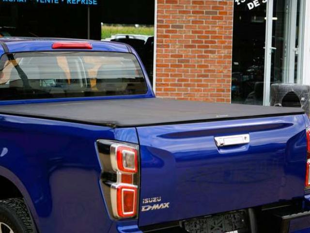 Isuzu D-Max 1.9 Turbo D 4WD LSX / AUTOMATIQUE / CARPLAY / DISTRONIC / ANGLES MORTS / FRONT ASSIST / CAMERA 1e MAIN