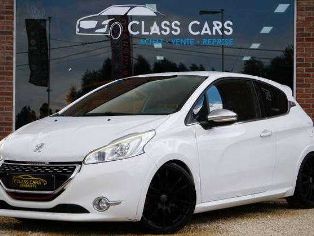 Peugeot 208 1.6i GTi 200 CV / NAVI / BLUETOOTH / SIÈGES CHAUFFANTS / CARNET COMPLET