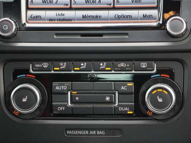 Volkswagen Golf GTI 2.0 TSI ADIDAS DSG BI-XENON PDC DYNAUDIO PARK-ASSIST CAMERA CARNET COMPLET