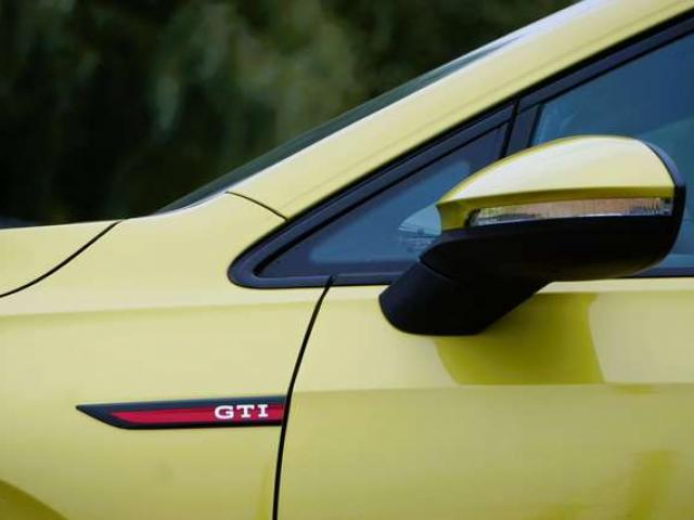 Volkswagen Golf GTI 2.0 TSI ClubSport DSG TOIT-PANO RECARO FULL UNIQUE