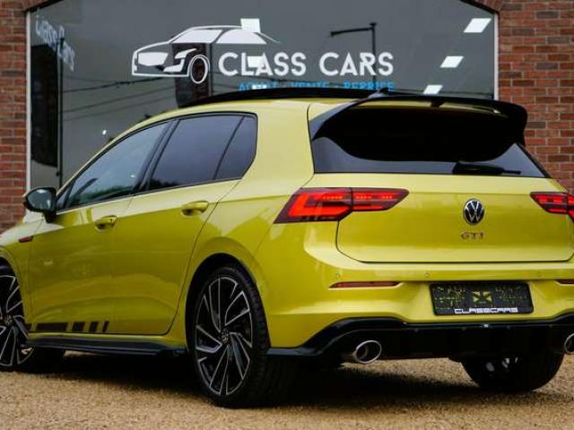 Volkswagen Golf GTI 2.0 TSI ClubSport DSG TOIT-PANO RECARO FULL UNIQUE
