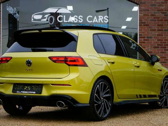 Volkswagen Golf GTI 2.0 TSI ClubSport DSG TOIT-PANO RECARO FULL UNIQUE