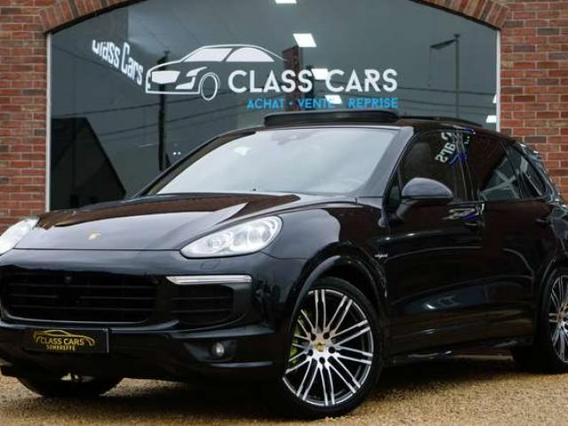 Porsche Cayenne 3.0i V6 PHEV S Platinum Edition / PACK CHRONO SPORT / Tiptronic S / PANO / ATTELAGE / BOSE / 4X4 / CAM360 / NAVI