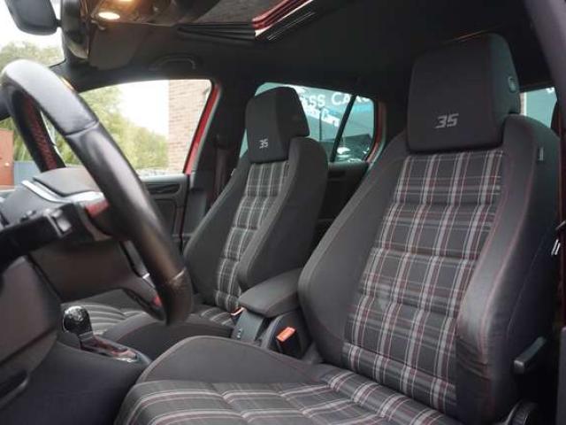 Volkswagen Golf GTI 2.0 TSI 35 Years DSG / DCC / NAVIGATION / BI-XENON DIRECTIONNELS / PDC AV-AR / TOIT OUVRANT / CARNET COMPLET