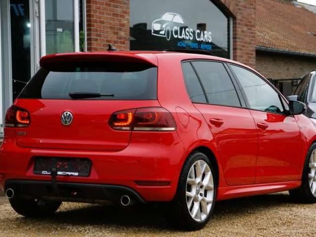 Volkswagen Golf GTI 2.0 TSI 35 Years DSG / DCC / NAVIGATION / BI-XENON DIRECTIONNELS / PDC AV-AR / TOIT OUVRANT / CARNET COMPLET