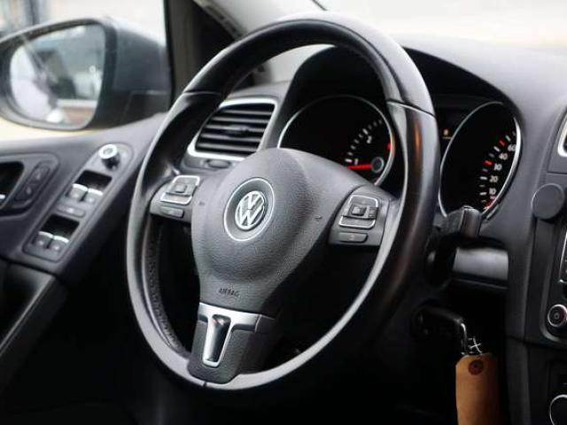 Volkswagen Golf 1.6 CR TDi Trendline PDC AV-AR / NAVIGATION / CLIMTRONIC BI-ZONE / CRUISE