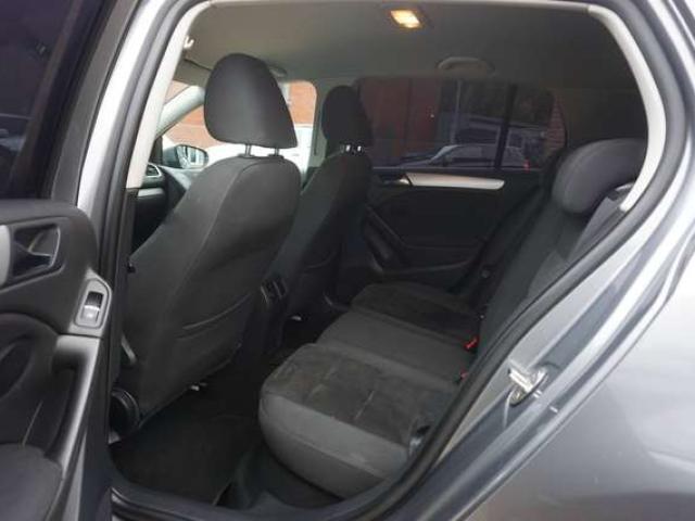 Volkswagen Golf 1.6 CR TDi Trendline PDC AV-AR / NAVIGATION / CLIMTRONIC BI-ZONE / CRUISE